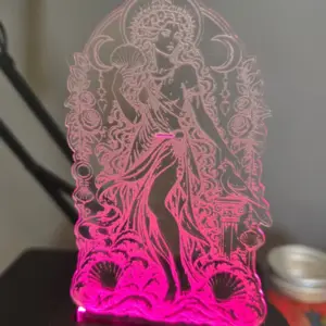 Aphrodite LED lamp