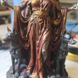 Hecate Triformis Statue