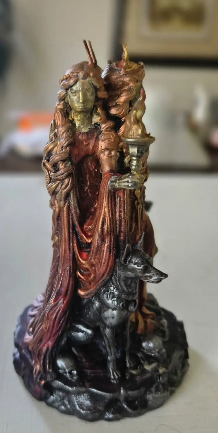 Hecate Triformis Statue
