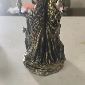 Hecate Triformis Statue