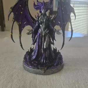 Lilith Queen of Shadows Statue