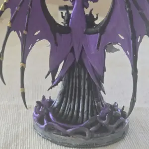 Lilith Queen of Shadows Statue