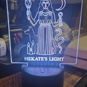 Hekate's light Oma's Design